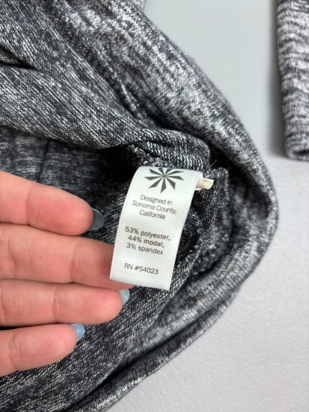Athleta women's medium heather grey‎ pose layered pullover open back long sleeve - Picture 10 of 10